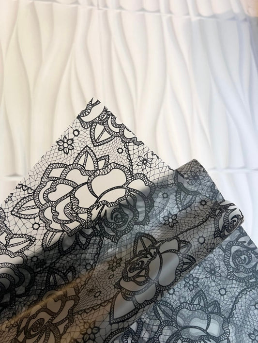 Floral Transparente Black