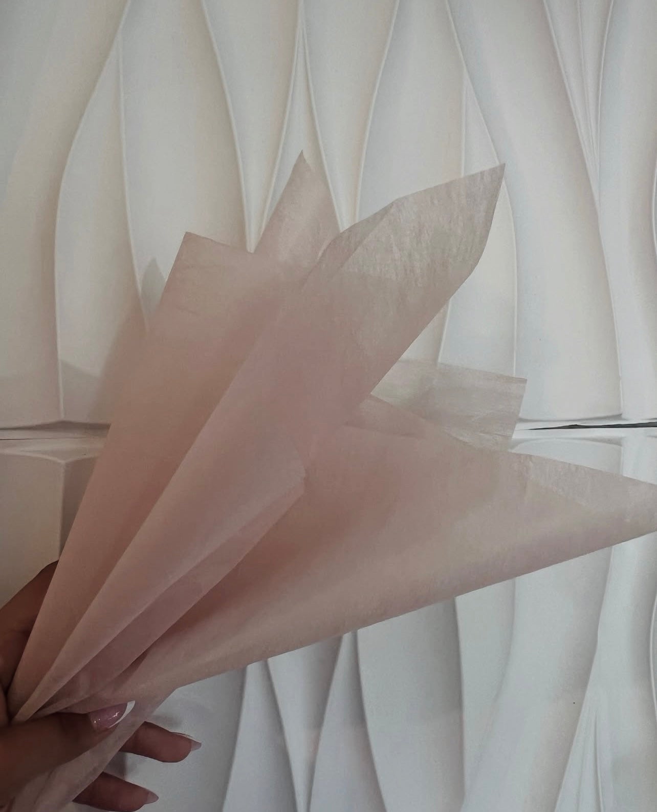 Lux Light Pink Tissue